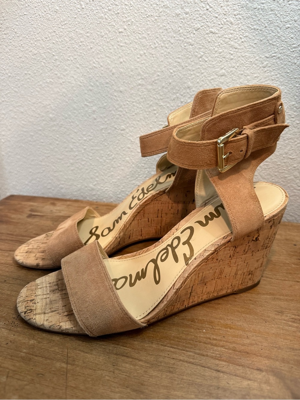 Sam Edelman Willow Suede Cork Wedge Sandals Size 9 Tan